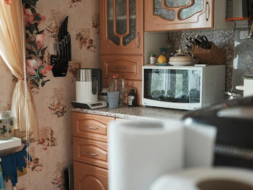 How To Clean and Remove the Smell from Your Microwave